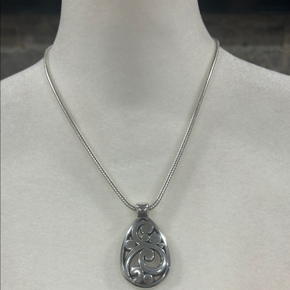 Brighton Jewelry - Brighton Contempo teardrop pendant necklace